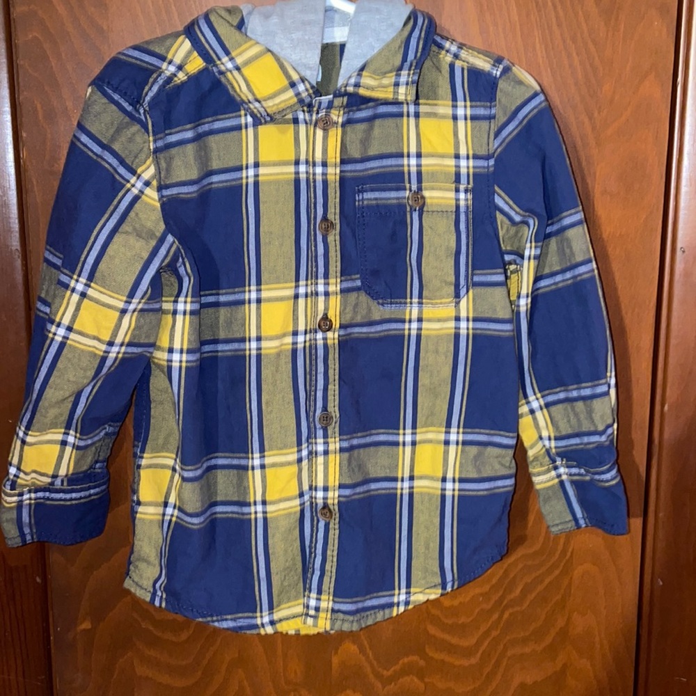 Carter’s long sleeve lightweight hoodie